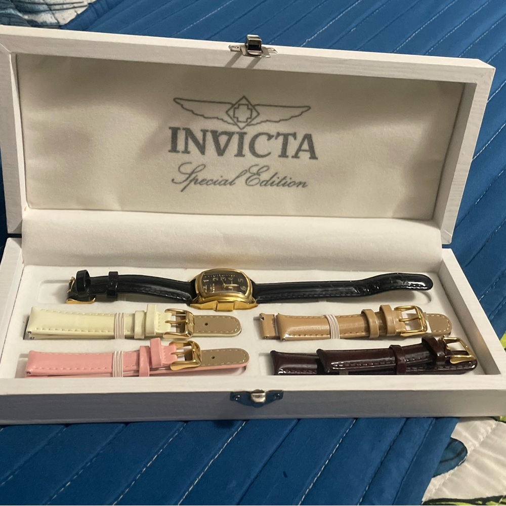 Invicta Special Edition Watch with Gold brown Face and Strap Set Lupah